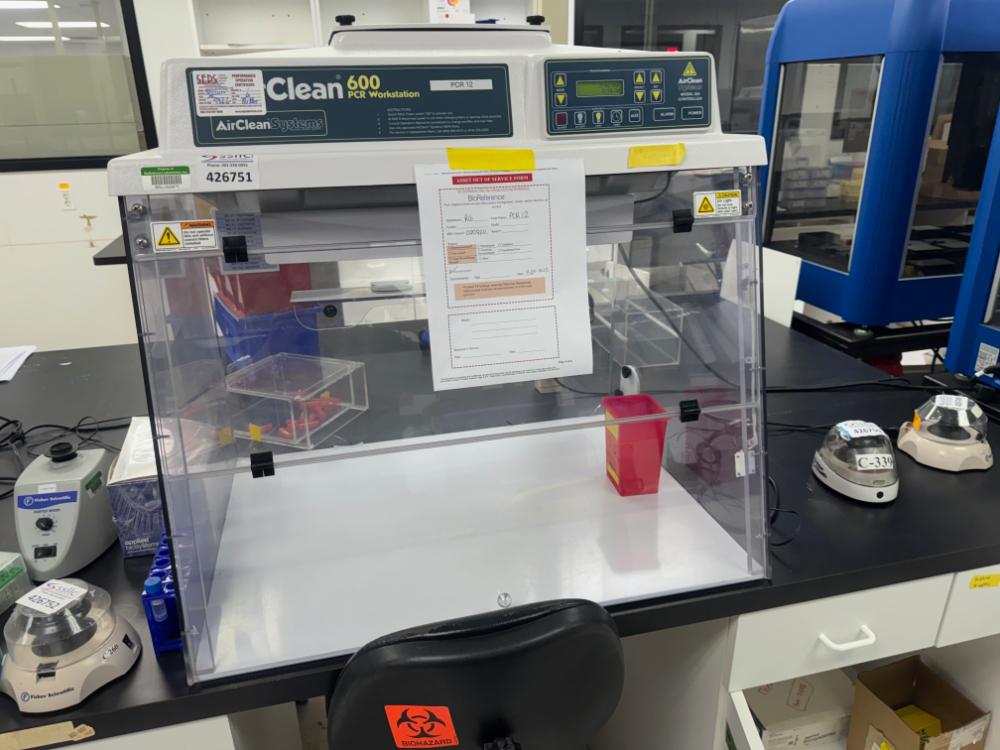 Image of AirClean 600 PCR Workstation